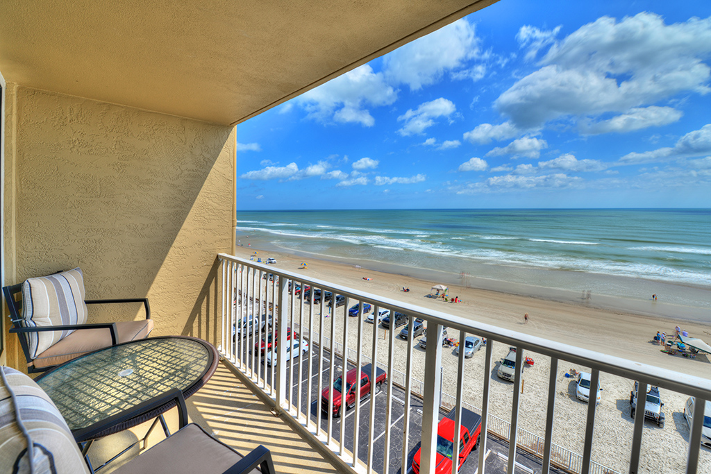 Pirates Cove Resort Studio Oceanfront Vacation Condo Rental 525