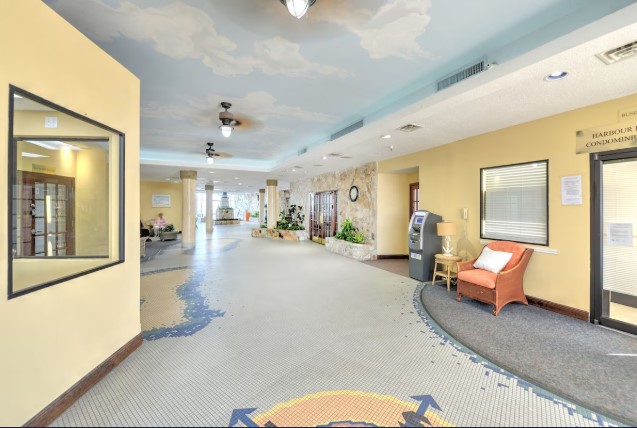 Harbor Beach Resort - Lobby Area