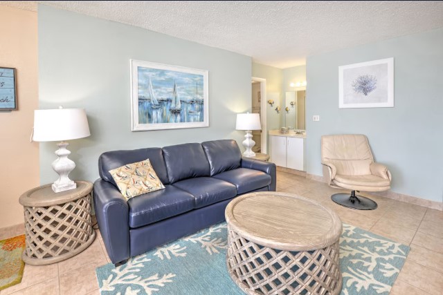 Ocean Jewels Oceanfront 1 Bedroom Living Room