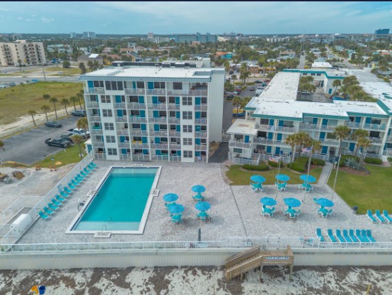 Resort amenities included